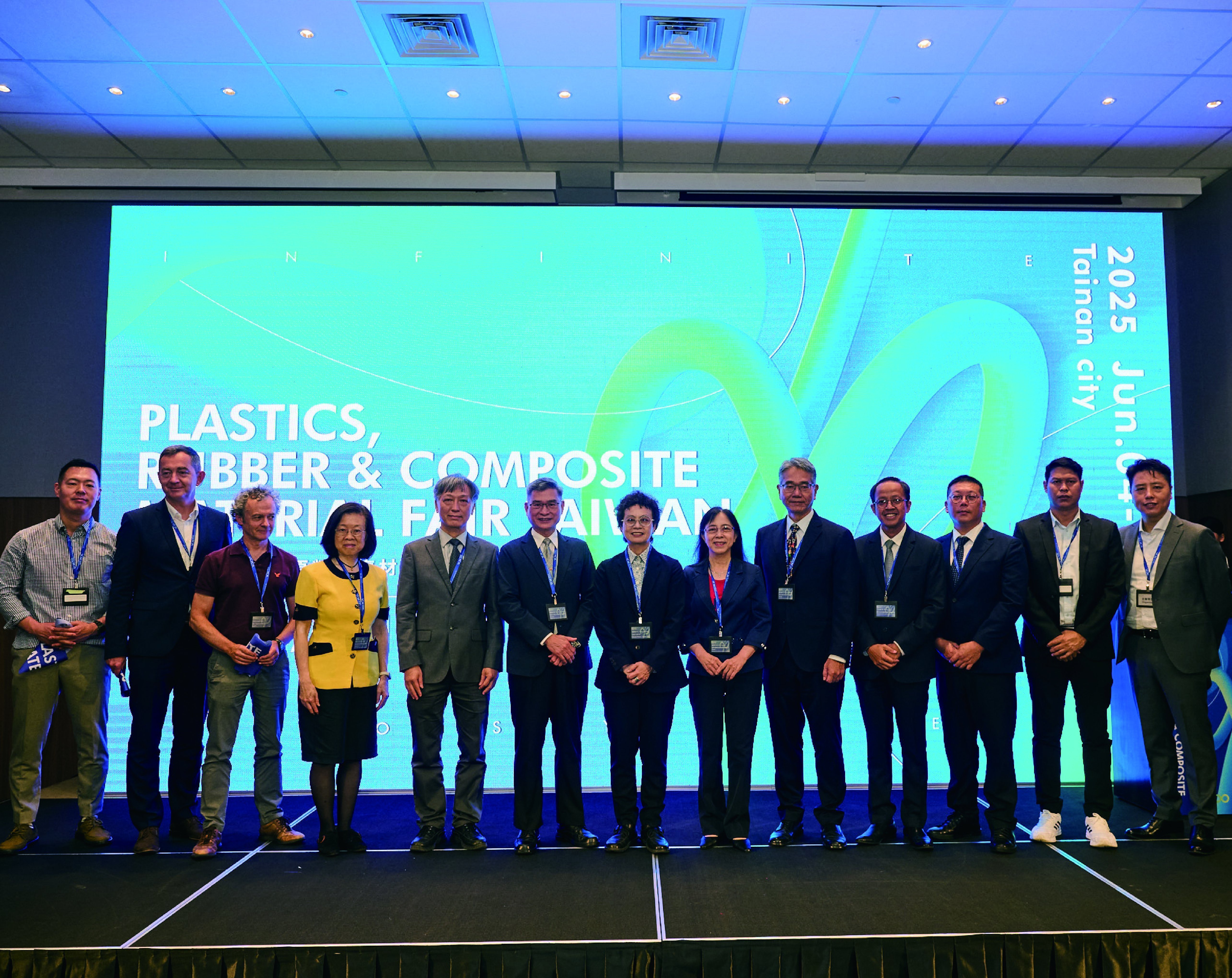 2025台灣國際塑橡膠原料暨複材應用工業展 不畏風雨十鼓擊樂震撼開展